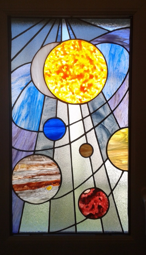 VITRAIL COSMOS I; (sur fenêtre à verre dépoli)
75 X 41